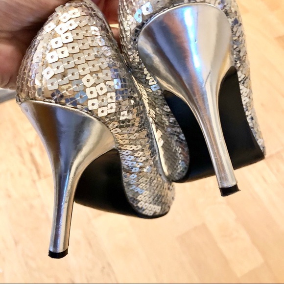 Style & Co Sequin Silver Peep Toe Heels Elliana - Picture 7 of 8